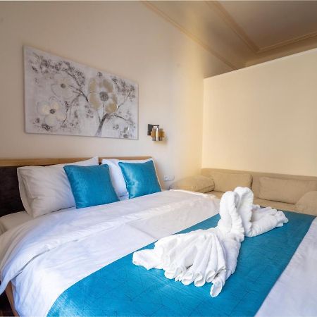 Exclusive Apartment With A View Of Prague Castle And Vltava River Bagian luar foto