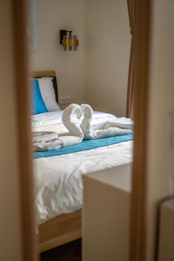 Exclusive Apartment With A View Of Prague Castle And Vltava River Bagian luar foto