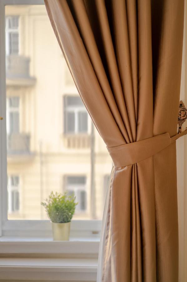 Exclusive Apartment With A View Of Prague Castle And Vltava River Bagian luar foto
