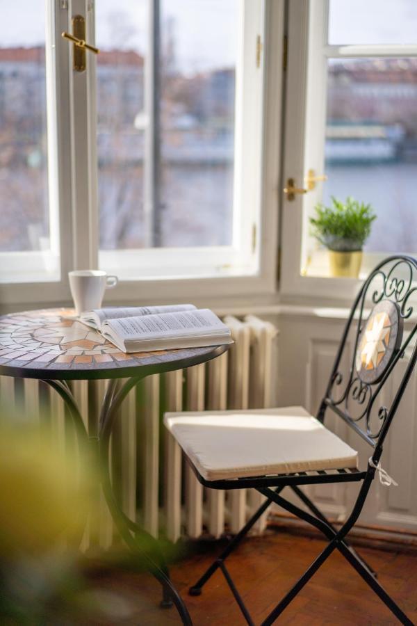Exclusive Apartment With A View Of Prague Castle And Vltava River Bagian luar foto